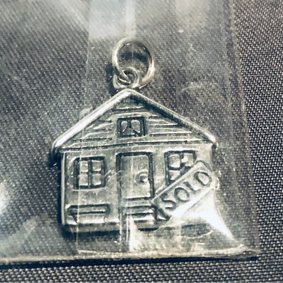 Vintage Cute Real Estate Pin/ Brooches and a charm - Picture 7 of 8